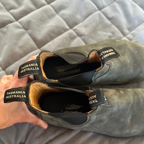 BLUNDSTONE Black Leather Boots Women's Size US 10 AUS 7 EUC Gray Chelsea Boot - Picture 14 of 16
